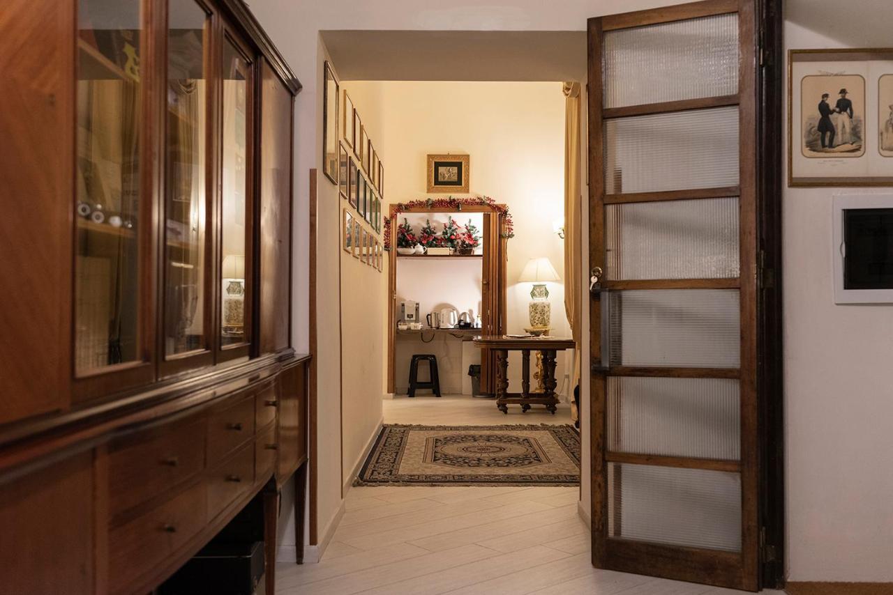 Domus Borbonica Bed & Breakfast Naples Luaran gambar