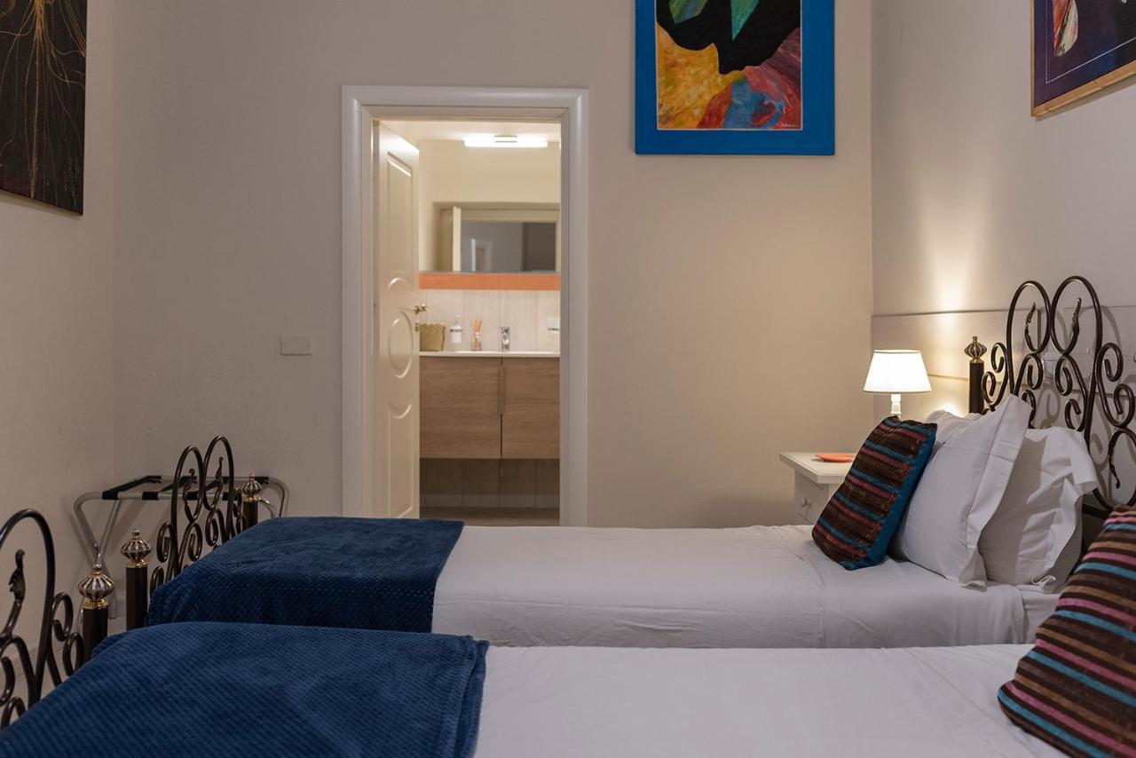 Domus Borbonica Bed & Breakfast Naples Luaran gambar