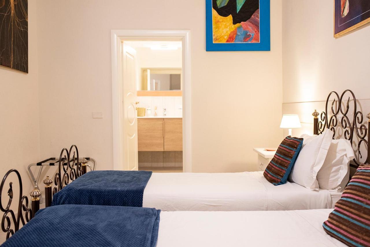 Domus Borbonica Bed & Breakfast Naples Luaran gambar
