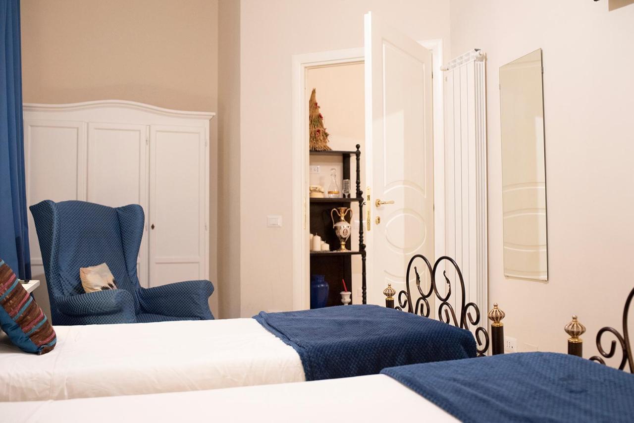 Domus Borbonica Bed & Breakfast Naples Luaran gambar