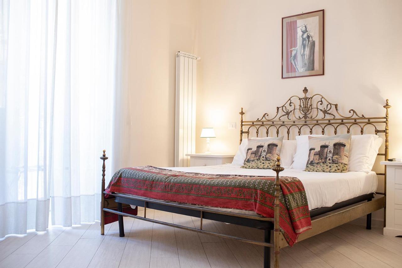 Domus Borbonica Bed & Breakfast Naples Luaran gambar