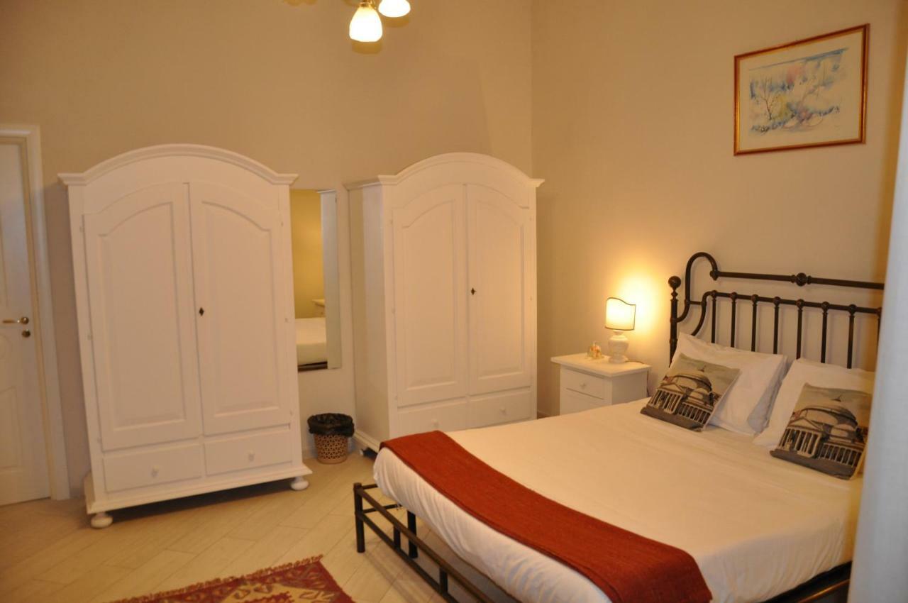 Domus Borbonica Bed & Breakfast Naples Luaran gambar