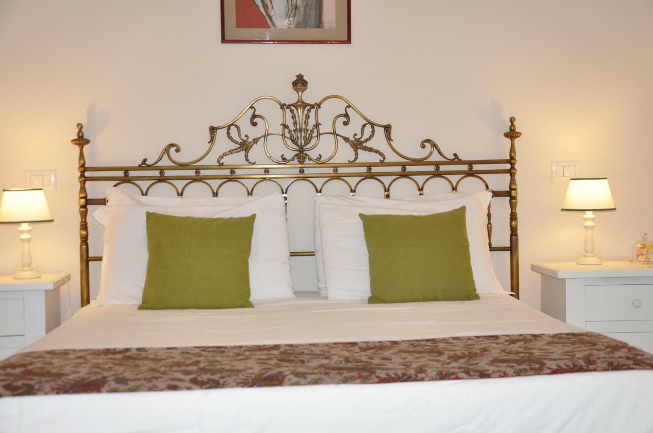 Domus Borbonica Bed & Breakfast Naples Luaran gambar
