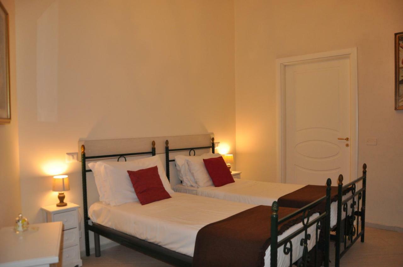 Domus Borbonica Bed & Breakfast Naples Luaran gambar
